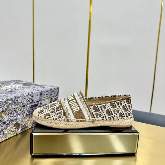 Christian Dior CD Classic Espadrille Flats with Comfortable Woven Sole