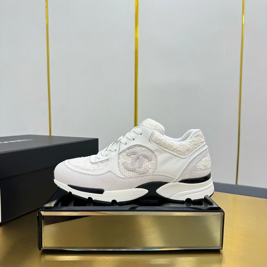 Chanel Embroidered Leather Casual Non-slip Fashion Sneakers