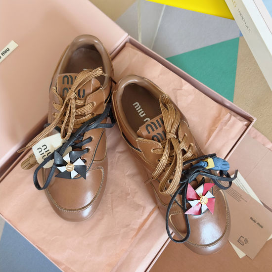 Miu Miu Classic Casual Versatile Sneakers Comfortable for Daily Wear