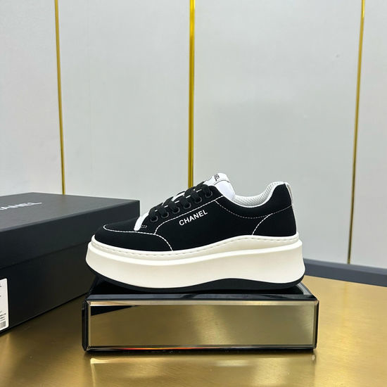 Chanel Classic Embroidered Casual Fashion Comfortable Sneakers