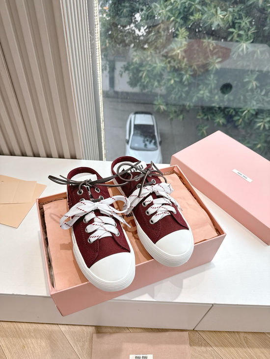 Miu Miu Comfortable Fashion Sneakers with Simple and Stylish Design