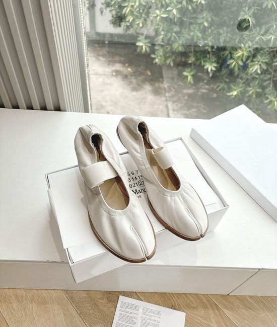 Maison Margiela Split Toe Leather Mary Jane Flats Comfortable Casual Shoes