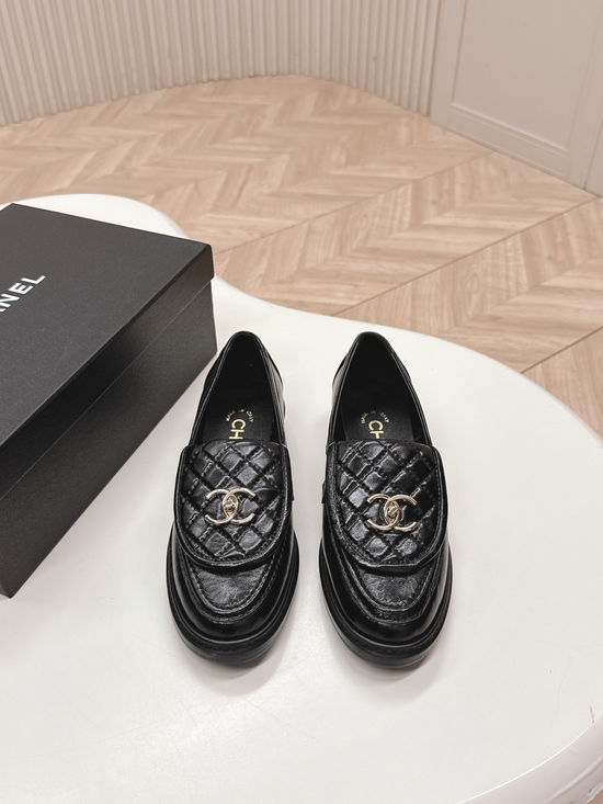 Chanel Elegant Buckle Decor Leather Loafer Mules Comfortable