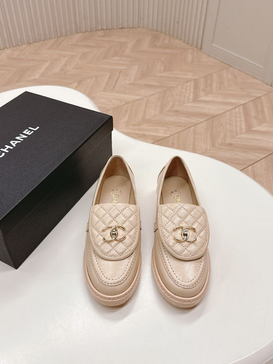 Chanel Elegant Buckle Decor Leather Loafer Mules Comfortable
