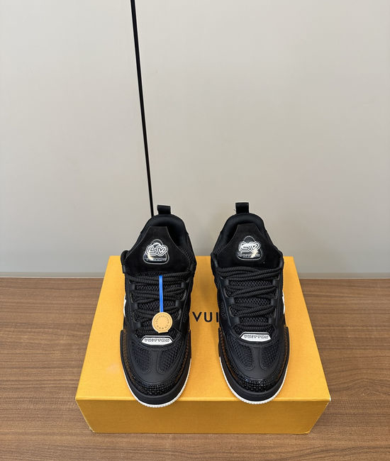 Louis Vuitton LV Premium Leather Retro Basketball Sneakers Comfortable Durable Sole