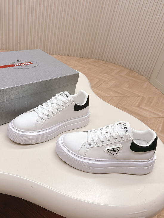Prada Classic Casual Leather Sneakers Comfortable Lightweight Daily Shoes