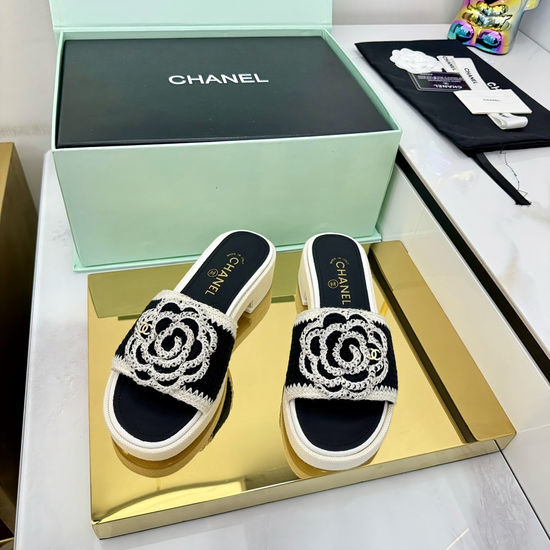 Chanel Quilted Soft Leather Comfortable Casual Slides