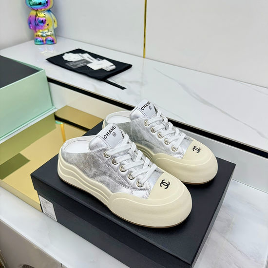Chanel Two-tone Sheepskin Leather Casual Fashion Sneakers