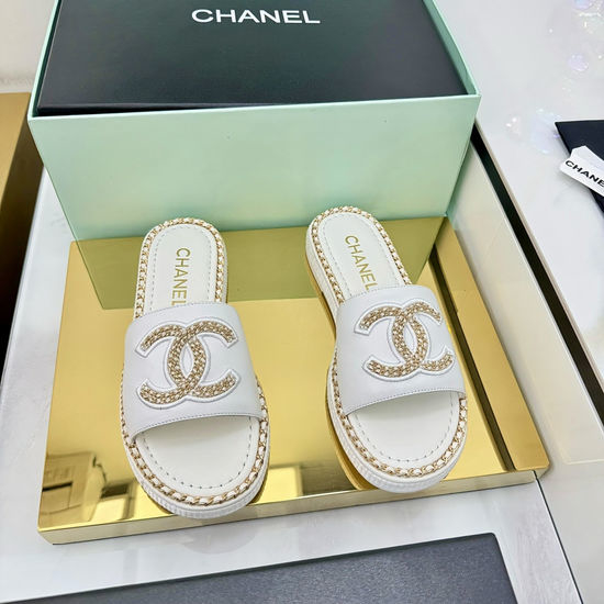 Chanel Premium Quilted Leather Comfortable Casual Slides
