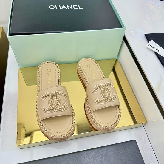 Chanel Premium Quilted Leather Comfortable Casual Slides