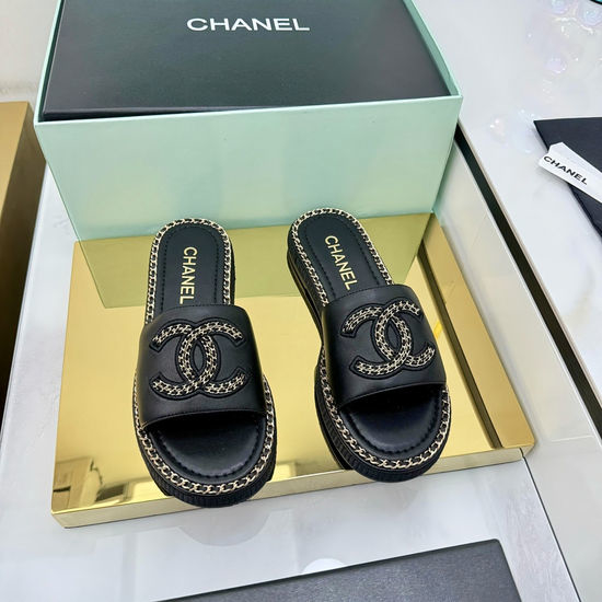 Chanel Premium Quilted Leather Comfortable Casual Slides