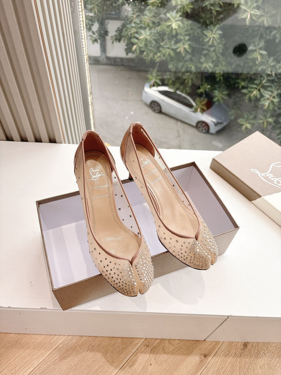Christian Louboutine Elegant Mesh Tabi Heel Ballet Flats with Non-slip Design