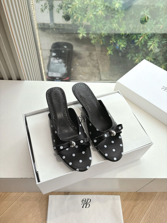Roger Viver Patent Leather Polka Dot Mesh Fashion Flat Shoes