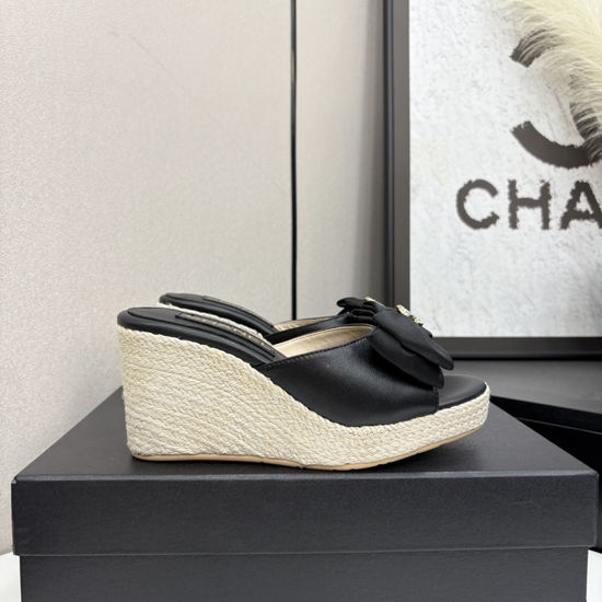 Chanel Premium Sheepskin Upper Slide Sandals Soft Lining Durable Sole