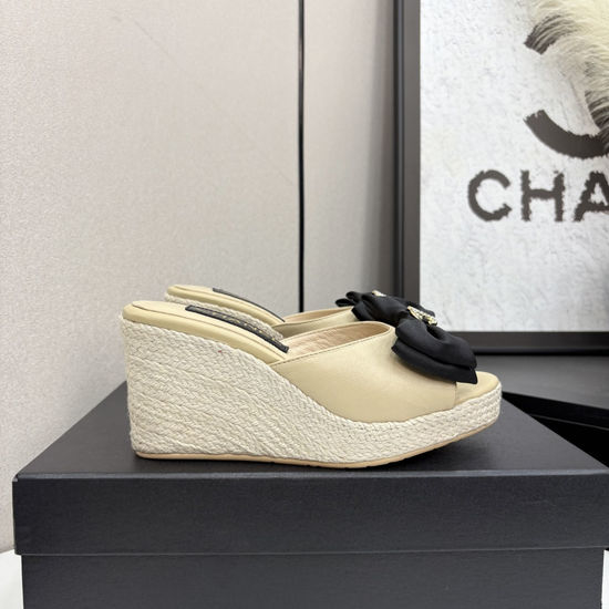 Chanel Premium Sheepskin Upper Slide Sandals Soft Lining Durable Sole