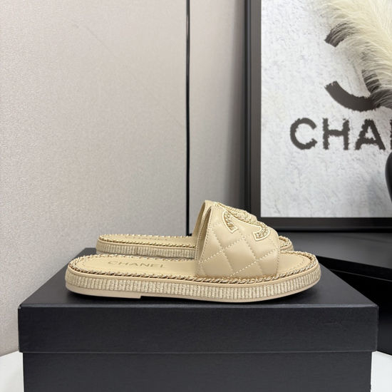 Chanel Premium Sheepskin Upper Slide Sandals Soft Lining Non-slip Sole