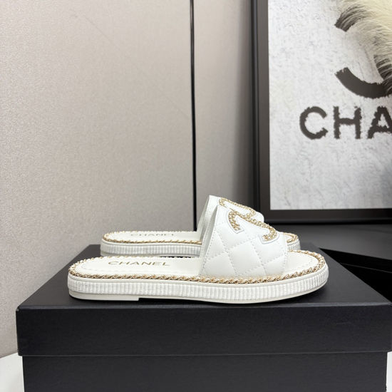Chanel Premium Sheepskin Upper Slide Sandals Soft Lining Non-slip Sole
