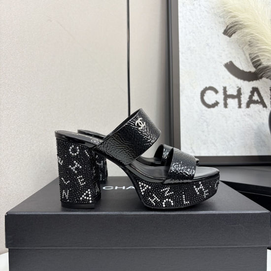Chanel Patent Leather Upper Slide Sandals Soft Lining Genuine Leather Sole