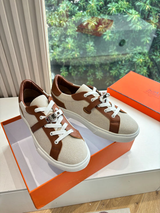 Hermes Casual Versatile Sneakers Soft Leather Lightweight Non-slip Sole
