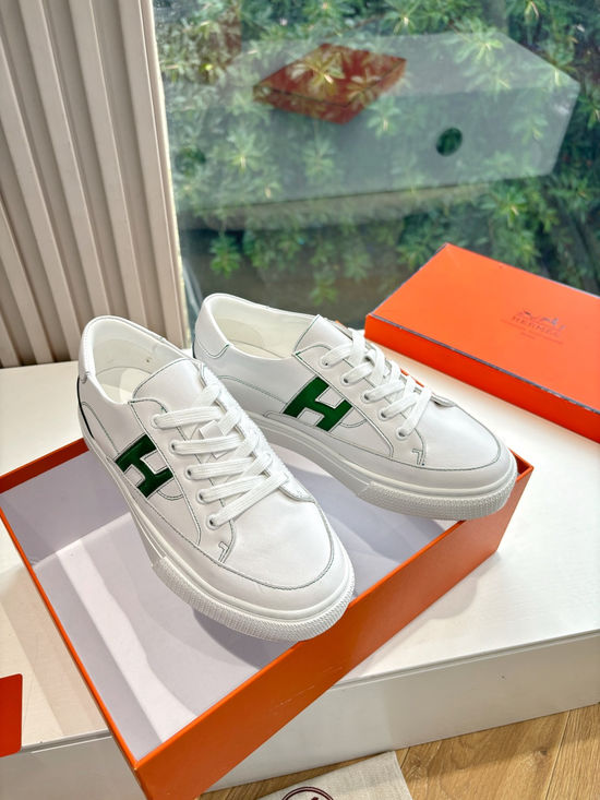Hermes Casual Versatile Sneakers Soft Leather Lightweight Non-slip Sole