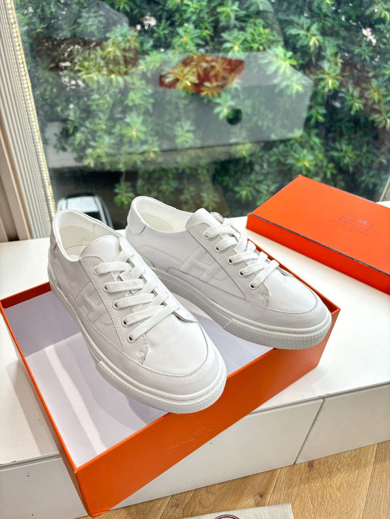 Hermes Casual Versatile Sneakers Soft Leather Lightweight Non-slip Sole