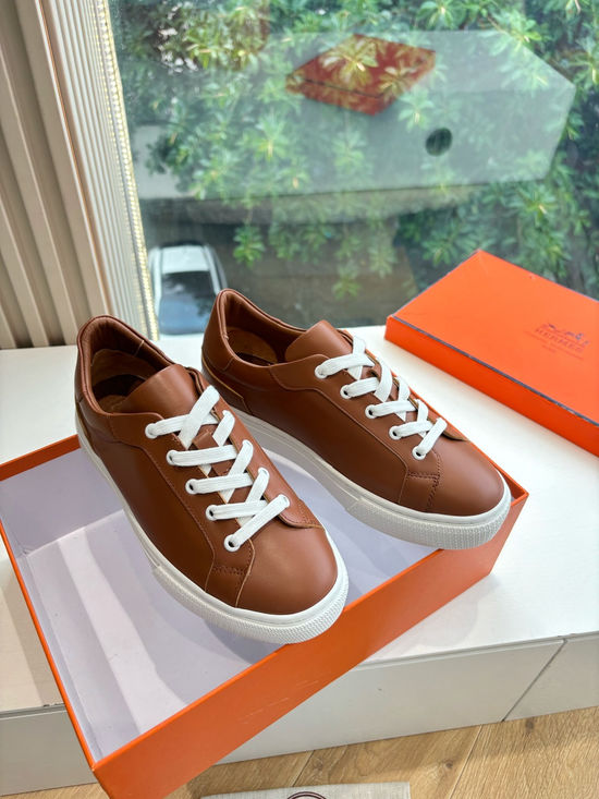 Hermes Casual Versatile Sneakers Soft Leather Lightweight Non-slip Sole