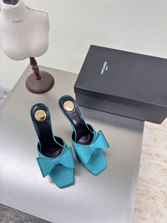 Yves Saint Laurent Stylish Peacock Blue Bow High-Heels with Silk Finish
