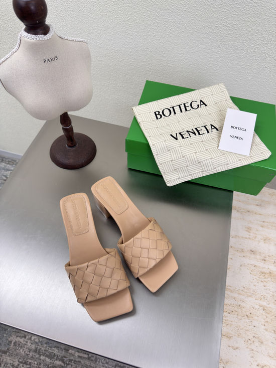 Bottega Veneta Beige Woven Square Toe Mid Heel Mule Slides