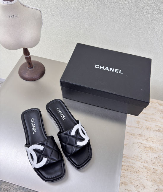 Chanel Black Lambskin Platform Slides with Prominent Logo Design