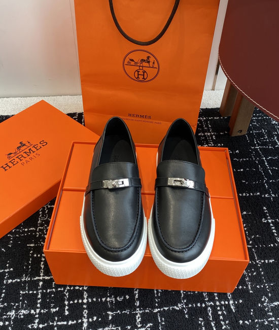 Hermes Classic Slip-on Loafers Soft Leather Upper Comfortable Sole