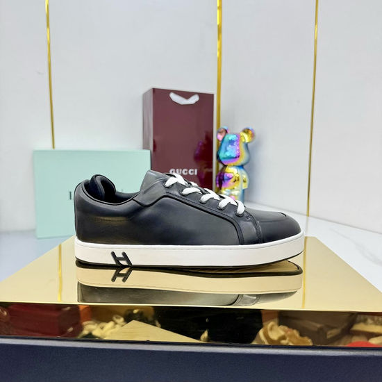 Hermes Classic Buckle Decor White Casual Skateboarding Shoes
