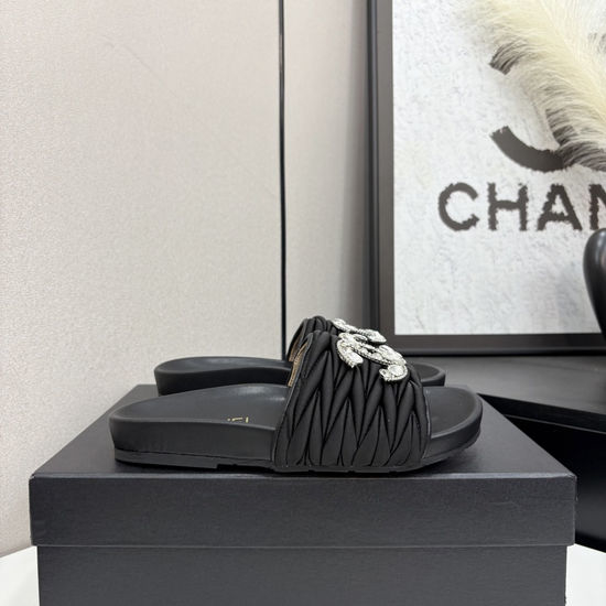 Chanel Rhinestone Buckle Slides Comfortable Thick Sole Slippers