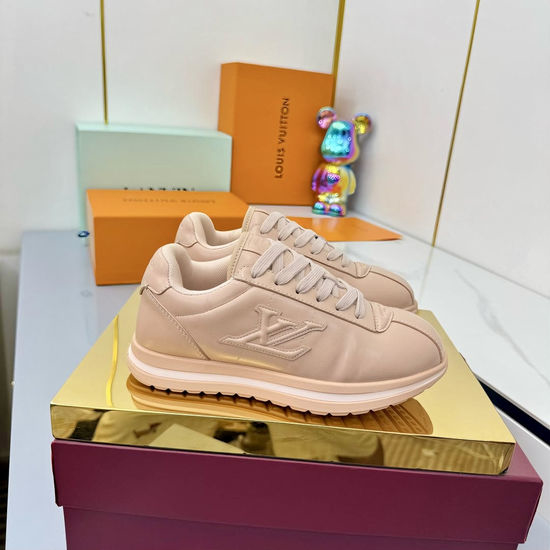 Louis Vuitton LV Trendy Casual Sneakers with Durable Rubber Sole