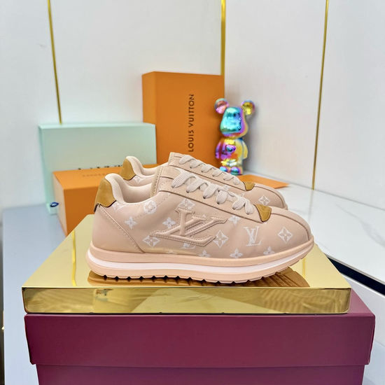 Louis Vuitton LV Trendy Casual Sneakers with Durable Rubber Sole