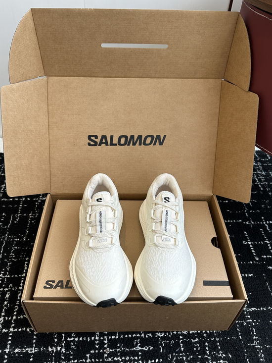 Alo Non-slip Outdoor Sneakers with Cushioned Comfort
