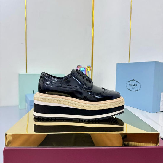 Prada Classic Platform Lace-up Shoes Thick Sole Comfortable Footwear