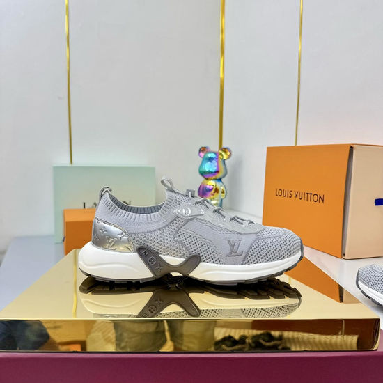 Louis Vuitton Breathable Mesh Casual Sneakers for Daily Wear