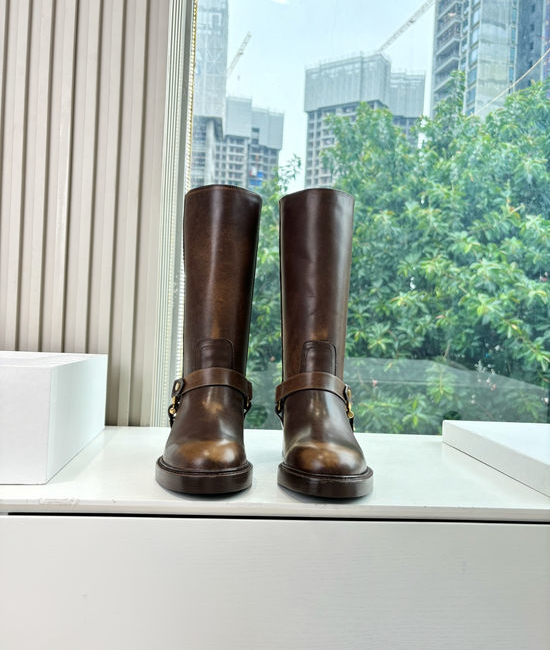 Chloe Vintage Chelsea Boots with Adjustable Straps and Non-slip Sole