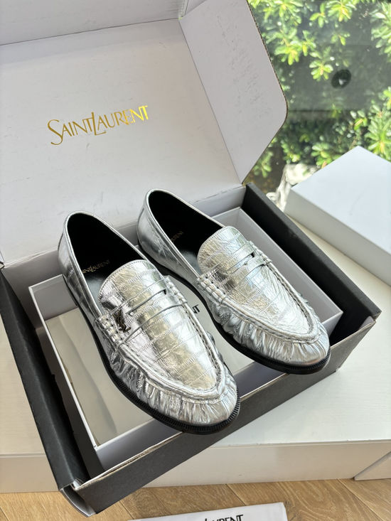 Yves Saint Laurent Embossed Logo Leather Slip-on Loafer Mules