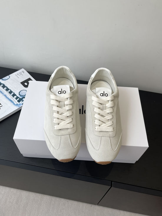 Adidas Classic Versatile Casual Sneakers Comfortable Non Slip Rubber Sole