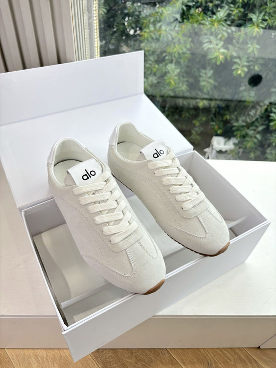 Alo Casual Suede Training Shoes Comfortable Lightweight All-match Footwear