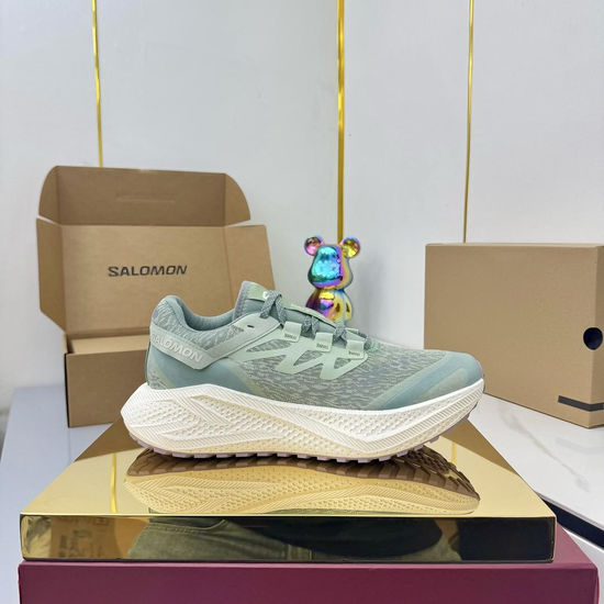 Moncler Breathable Mesh Running Shoes Supportive Insole Shock Absorbing Outsole