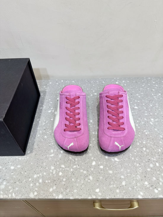 Puma Suede Adjustable Buckle Closed Toe Comfort Flat Shoes