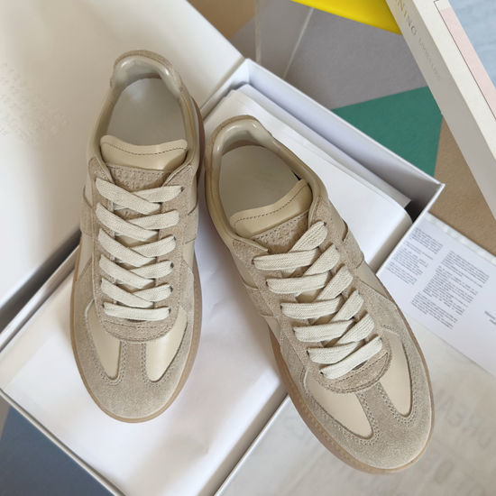 Maison Margiela Classic Leather Stitching Thick Sole Training Sneakers