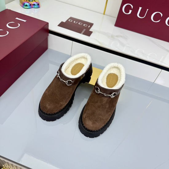 Gucci Luxury Crystal Embellished Patent Leather Loafers