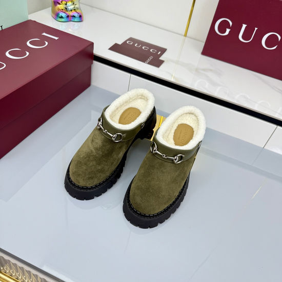 Gucci Luxury Crystal Embellished Patent Leather Loafers