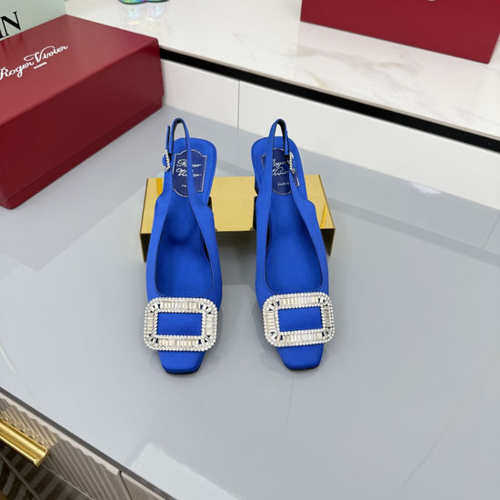 Roger Viver Elegant Crystal Buckle Satin Kitten Heel Pumps