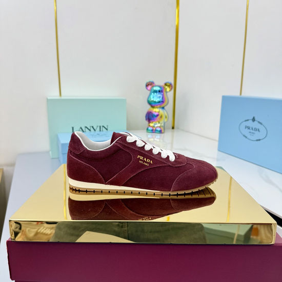 Prada Comfortable Casual Sneakers With Premium Material Lining