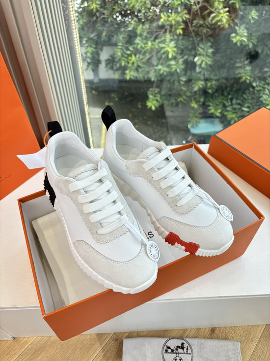Hermes Premium Leather Comfortable Versatile Casual Sneakers Fashionable