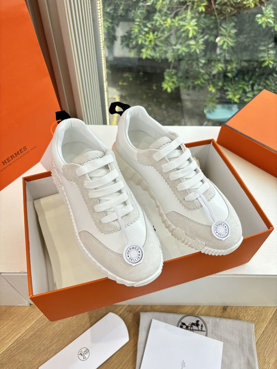 Hermes Premium Leather Comfortable Versatile Casual Sneakers Fashionable
